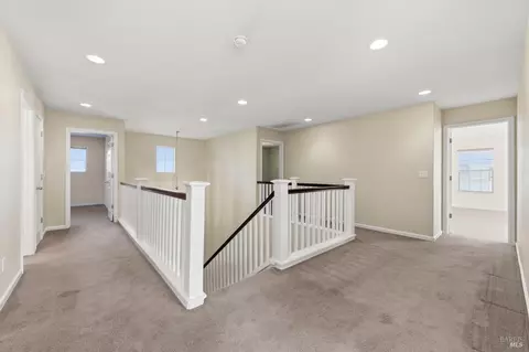Entry Way - 4595 Avondale Cir, Fairfield, CA 94533 photo 4 of 8