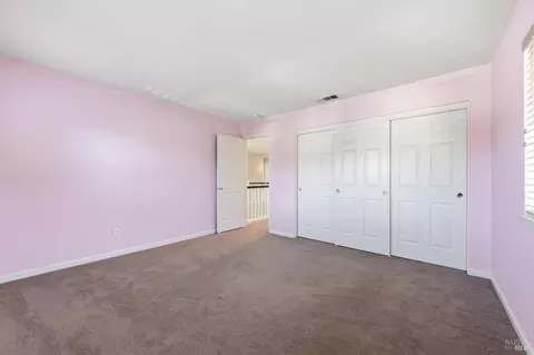 Bedroom - 4595 Avondale Cir, Fairfield, CA 94533 photo 5 of 11