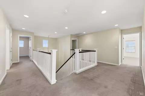 Entry Way - 4595 Avondale Cir, Fairfield, CA 94533 photo 4 of 7