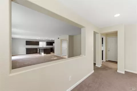Entry Way - 4595 Avondale Cir, Fairfield, CA 94533 photo 3 of 7
