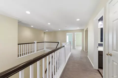 Entry Way - 4595 Avondale Cir, Fairfield, CA 94533 photo 7 of 8
