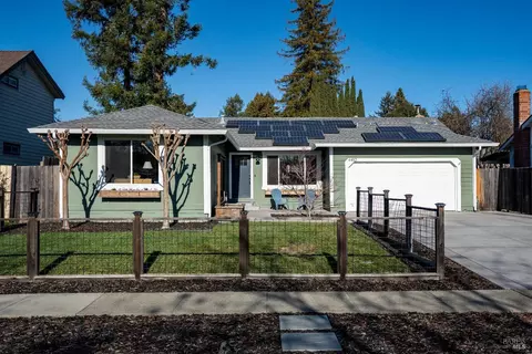 4410 Meadowlark Dr, Napa, CA 94558