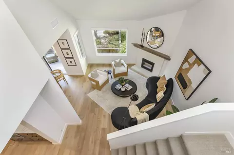 Living - 21 Eucalyptus Knoll St, Mill Valley, CA 94941 photo 6 of 6