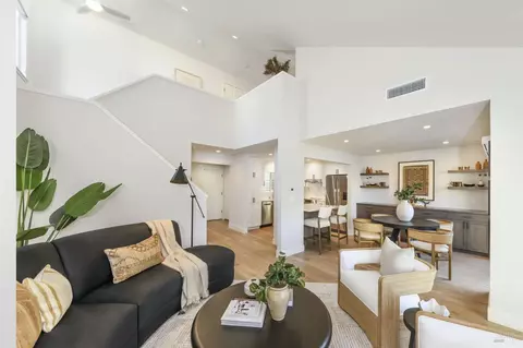 Living - 21 Eucalyptus Knoll St, Mill Valley, CA 94941 photo 2 of 6