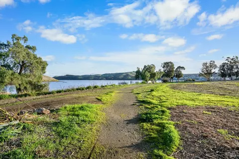 View/Area - 401 Stinson St #4, Vallejo, CA 94591 photo 8 of 8