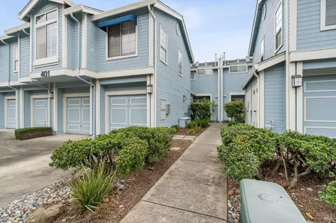 Exterior - 401 Stinson St #4, Vallejo, CA 94591 photo 1 of 2