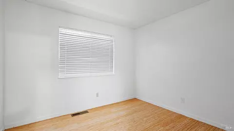 Bedroom - 2913 Balsam Ct, Fairfield, CA 94533 photo 2 of 8