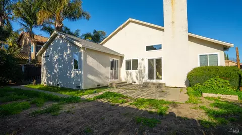 Exterior - 2913 Balsam Ct, Fairfield, CA 94533 photo 10 of 14