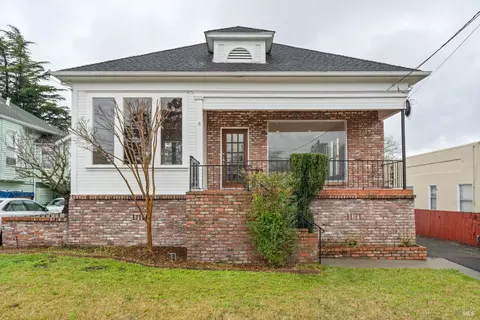 816 B St, Petaluma, CA 94952