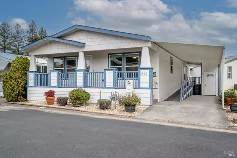 186 Redwing Dr, Santa Rosa, CA 95409