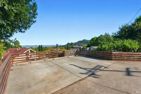 Exterior - 69 Corte Madera Ave, Corte Madera, CA 94925 photo 6 of 10