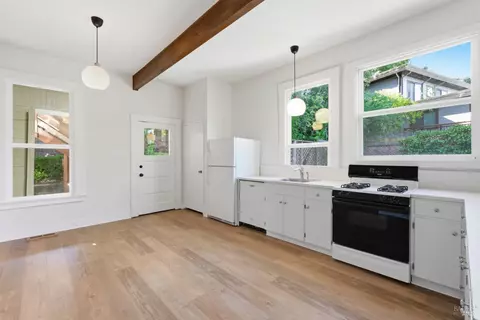 Kitchen - 69 Corte Madera Ave, Corte Madera, CA 94925 photo 4 of 7