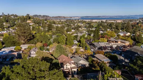 View/Area - 69 Corte Madera Ave, Corte Madera, CA 94925 photo 5 of 7
