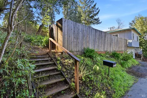 Exterior - 8221 Spring Dr, Forestville, CA 95436 photo 9 of 10