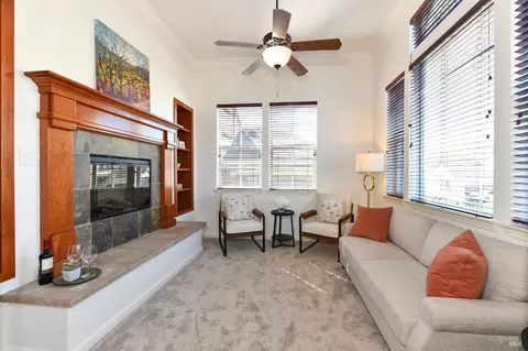 Living - 5015 Staghorn Dr, Vallejo, CA 94591 photo 2 of 3