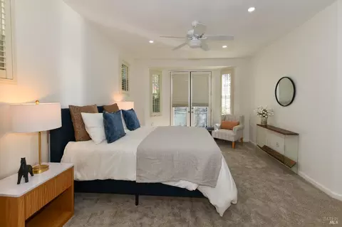 Bedroom - 5015 Staghorn Dr, Vallejo, CA 94591 photo 2 of 4