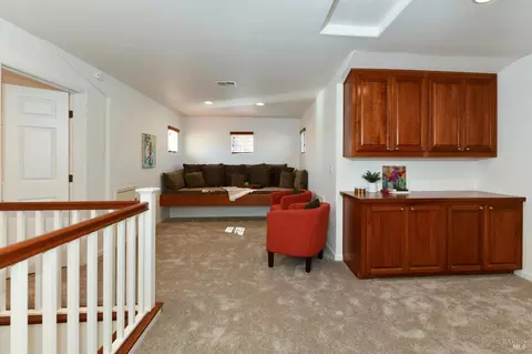 Entry Way - 5015 Staghorn Dr, Vallejo, CA 94591 photo 2 of 4
