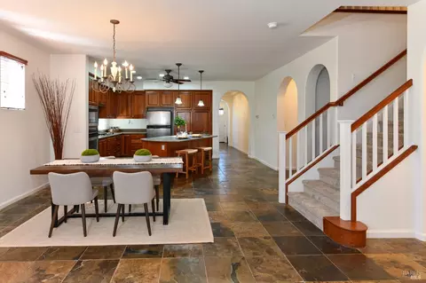 Dining - 5015 Staghorn Dr, Vallejo, CA 94591 photo 3 of 3
