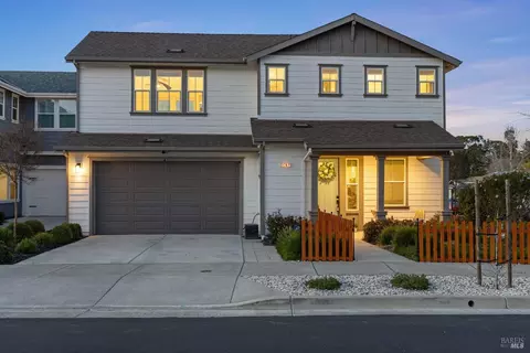 1747 Linden Ln, Santa Rosa, CA 95404