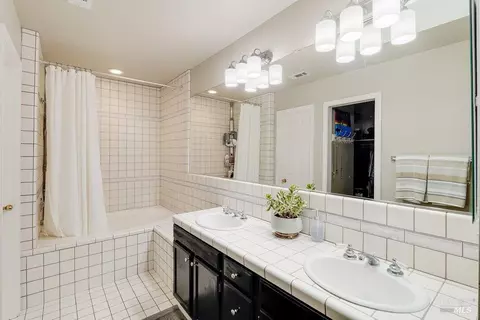 648 E J St, Benicia, CA 94510 photo 23