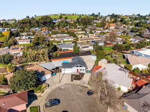 View/Area - 1014 Henry Ct, Vallejo, CA 94591 photo 3 of 4