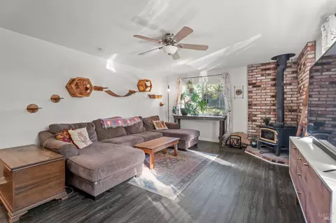 Living - 2021 Peacock Dr, Willits, CA 95490 photo 2 of 2