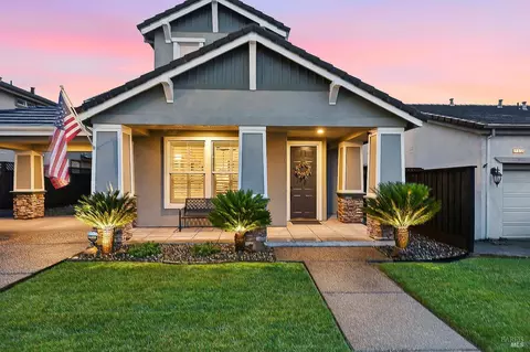 Exterior - 1366 Birdie Dr, Windsor, CA 95492 photo 8 of 23