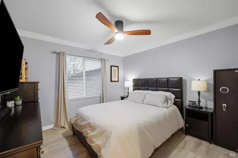 Bedroom - 1366 Birdie Dr, Windsor, CA 95492 photo 4 of 7