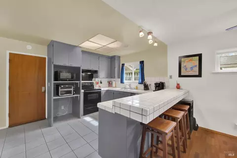 307 Trinity Dr, Vacaville, CA 95687 photo 11