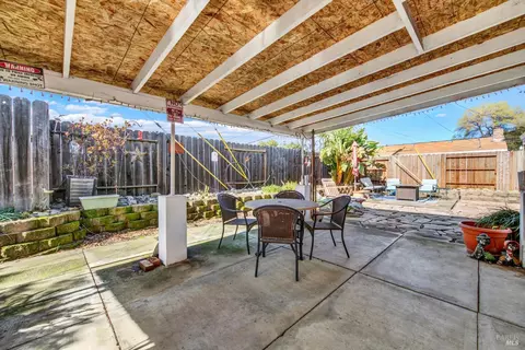 307 Trinity Dr, Vacaville, CA 95687 photo 27