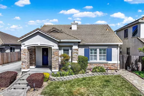 1721 Beale Cir, Suisun City, CA 94585