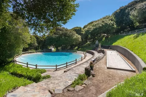 Exterior - 333-345 Willow Rd, Nicasio, CA 94946 photo 9 of 11