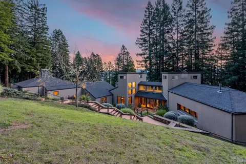 700 Holmes Ranch Rd, Philo, CA 95466