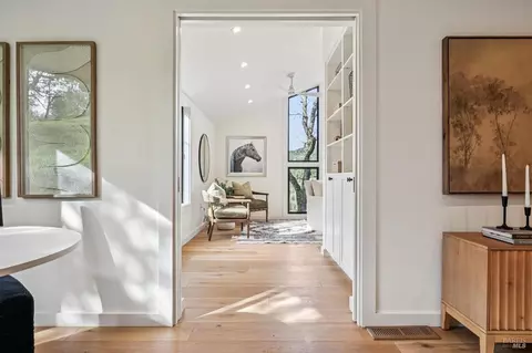 Entry Way - 1160 Dance Dr, Sonoma, CA 95476 photo 4 of 5