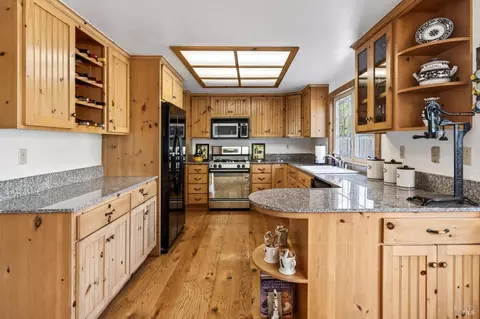 1034 Stonebridge Dr, Napa, CA 94558 photo 10