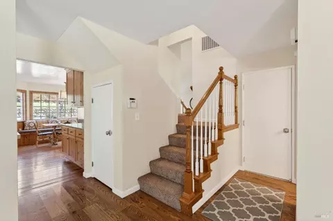 1034 Stonebridge Dr, Napa, CA 94558 photo 4