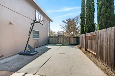1034 Stonebridge Dr, Napa, CA 94558 photo 38