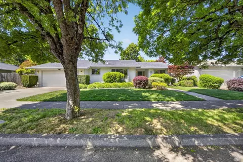 3613 Lurline Way, Santa Rosa, CA 95405