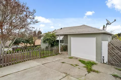 Exterior - 706 Porter St, Vallejo, CA 94590 photo 4 of 6