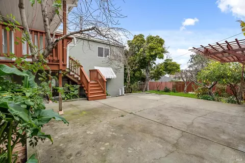 Exterior - 706 Porter St, Vallejo, CA 94590 photo 5 of 6