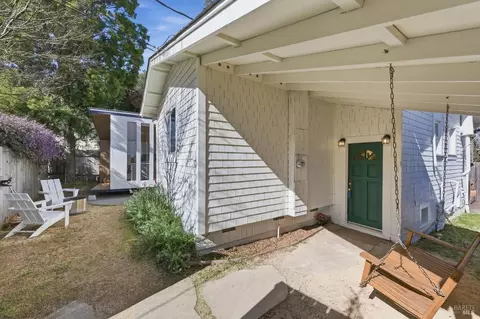 7613 Washington Ave, Sebastopol, CA 95472
