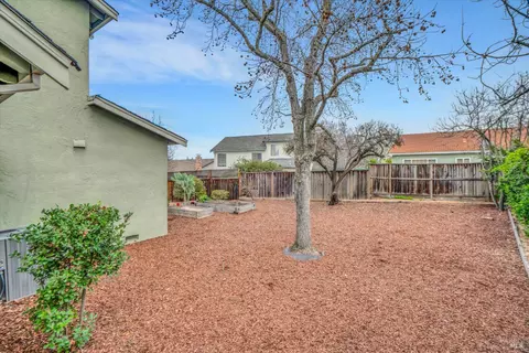 Exterior - 4497 Wildberry Ct, Concord, CA 94521 photo 9 of 10