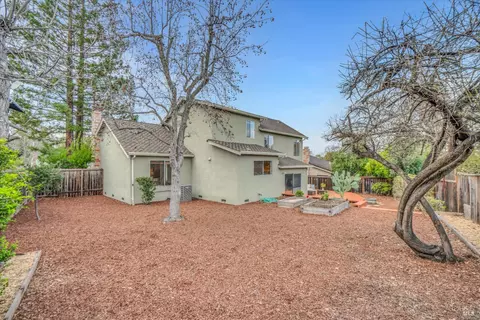 Exterior - 4497 Wildberry Ct, Concord, CA 94521 photo 8 of 10
