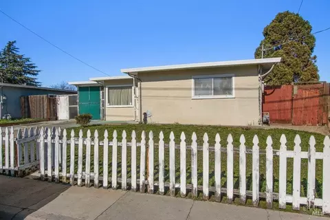 1055 Lettia Rd, San Pablo, CA 94806
