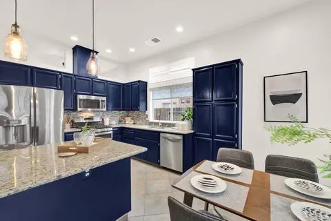 Kitchen - 4758 Antelope Cir, Fairfield, CA 94534 photo 10 of 10