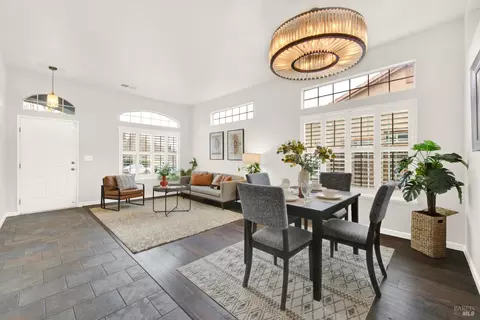 Dining - 4758 Antelope Cir, Fairfield, CA 94534 photo 4 of 7