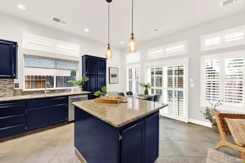Kitchen - 4758 Antelope Cir, Fairfield, CA 94534 photo 2 of 10