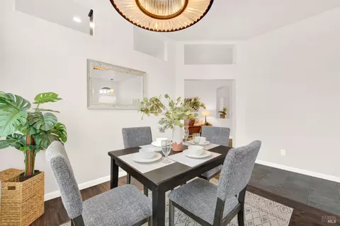 Dining - 4758 Antelope Cir, Fairfield, CA 94534 photo 2 of 7