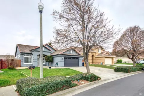 Exterior - 4758 Antelope Cir, Fairfield, CA 94534 photo 3 of 22