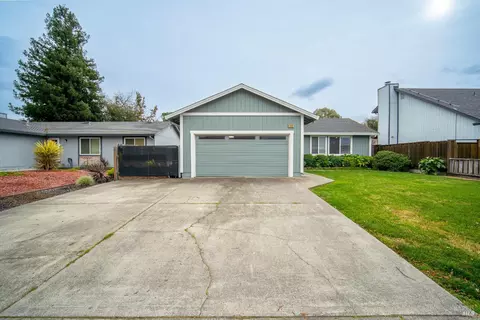 1243 Eleanor Ave, Rohnert Park, CA 94928